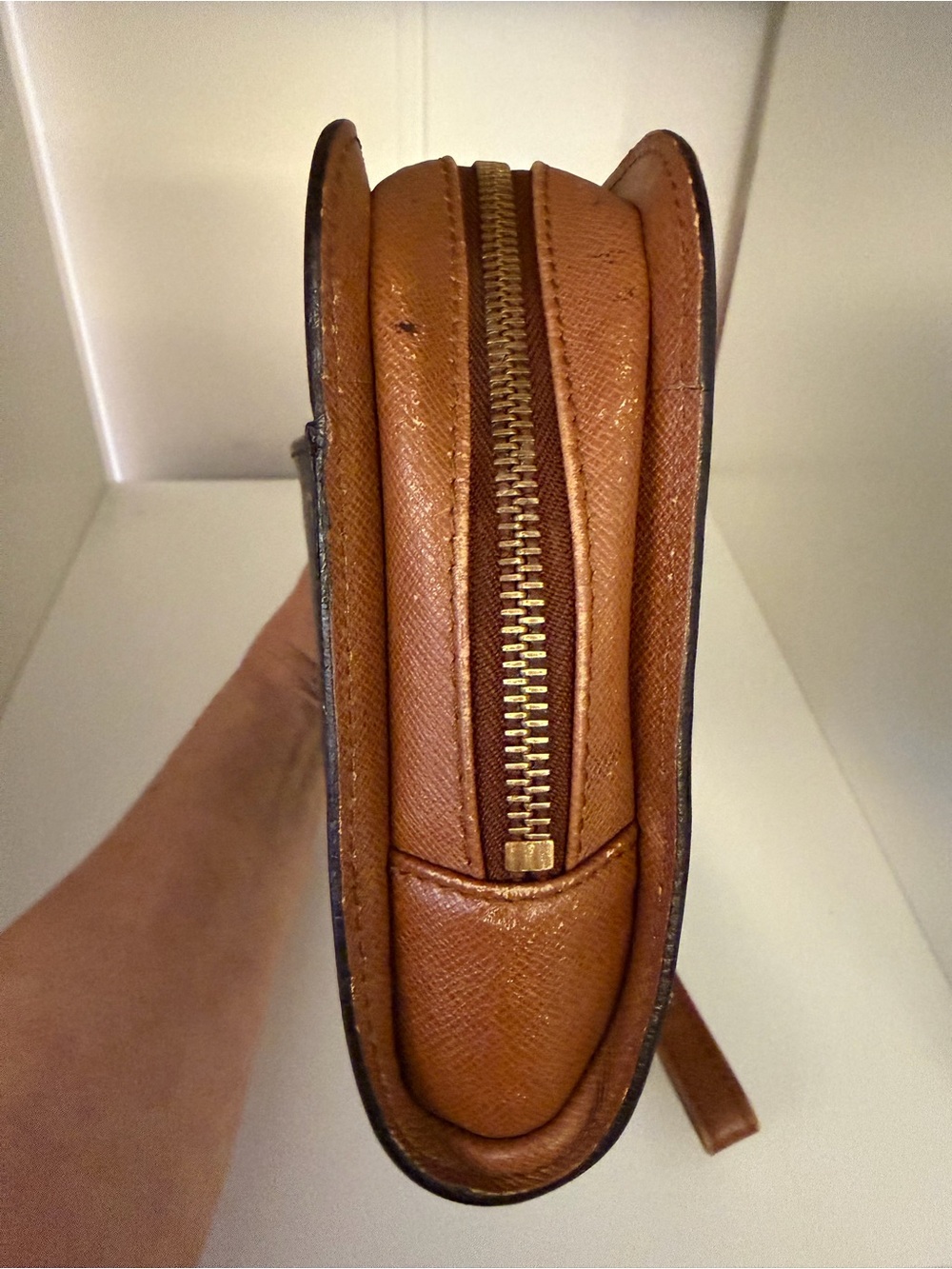 Louis Vuitton Monogram Pochette Accessoires Wristlet

Description: - Picture 7 of 11